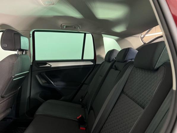 Volkswagen Tiguan II с пробегом 2019 года, цена 2 275 000 рублей, 90000 км, внедорожник, Автокод Объявления