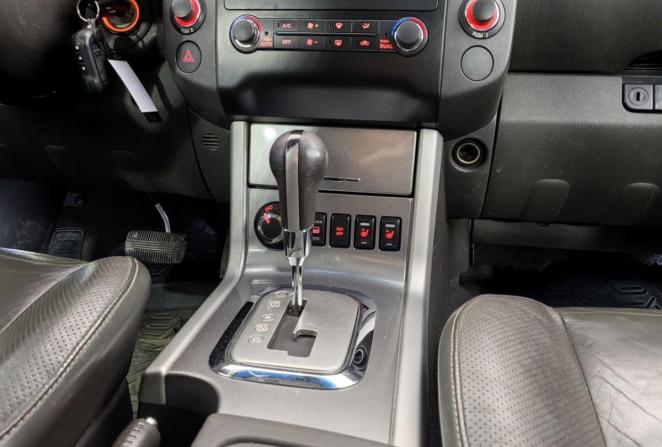 Nissan Navara (Frontier) III (D40) Рестайлинг с пробегом 2012 года, цена 1 720 000 рублей, 264000 км, offers.body_type.unknown, Автокод Объявления
