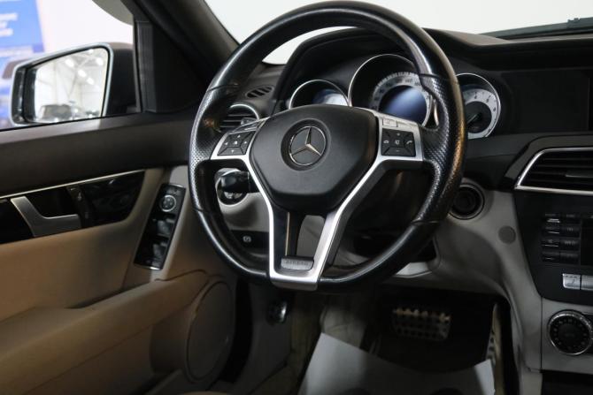 Mercedes-Benz C-Класс III (W204) Рестайлинг с пробегом 2011 года, цена 1 629 000 рублей, 194000 км, седан, Автокод Объявления