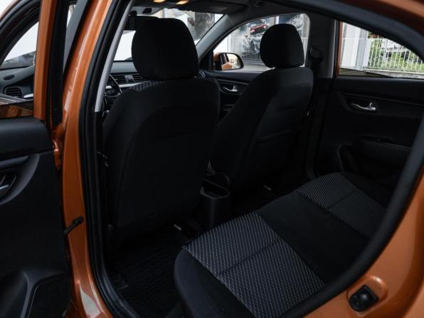 Kia Rio IV с пробегом 2017 года, цена 1 238 000 рублей, 136834 км, седан, Автокод Объявления