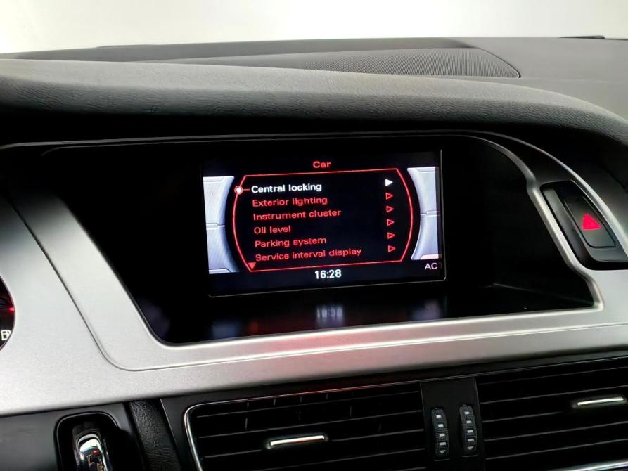 Audi A4 IV (B8) Москва  - изображение 17