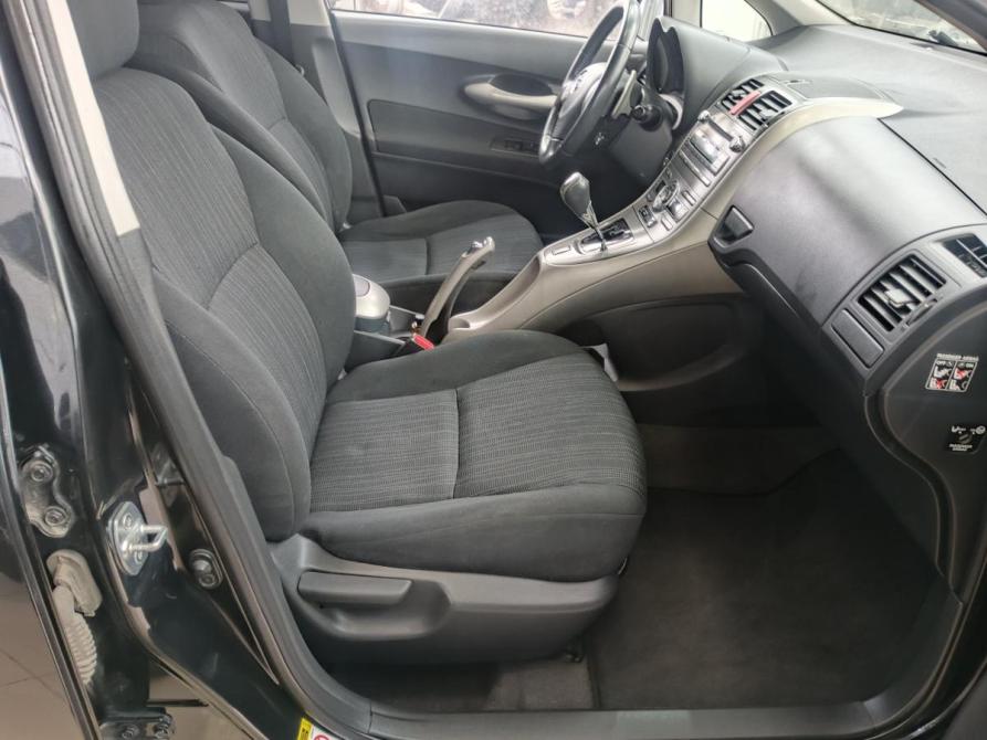 Toyota Auris I Арзамас  - изображение 13