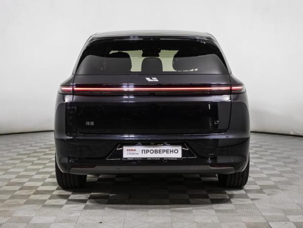 Li Auto (Lixiang) L7 I с пробегом 2024 года, цена 6 750 000 рублей, 22000 км, внедорожник, Автокод Объявления