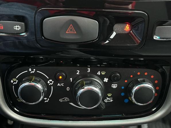 Renault Duster I с пробегом 2015 года, цена 860 000 рублей, 180500 км, внедорожник, Автокод Объявления