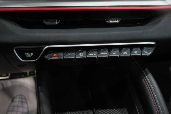 Geely Coolray I с пробегом 2024 года, цена 2 199 000 рублей, 61000 км, внедорожник, Автокод Объявления
