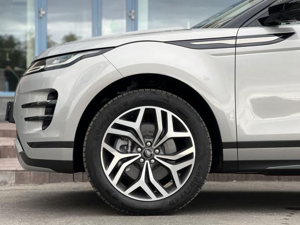 Новый Land Rover Range Rover Evoque II Рестайлинг 2025 года, цена 5 990 000 рублей, внедорожник, Автокод Объявления