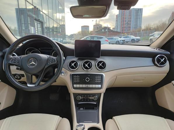 Mercedes-Benz GLA I (X156) Рестайлинг с пробегом 2018 года, цена 2 808 000 рублей, 58133 км, внедорожник, Автокод Объявления