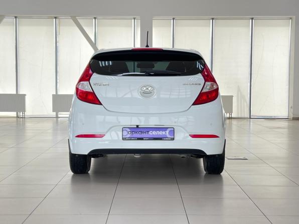 Hyundai Solaris I Рестайлинг с пробегом 2015 года, цена 1 080 000 рублей, 97970 км, хэтчбек, Автокод Объявления