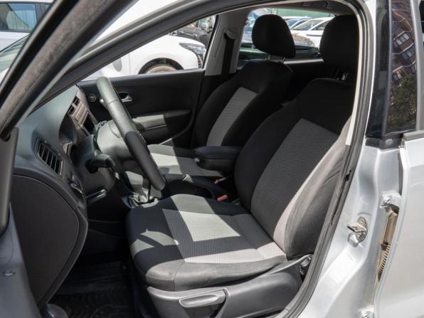 Volkswagen Polo V с пробегом 2011 года, цена 685 000 рублей, 266381 км, хэтчбек, Автокод Объявления