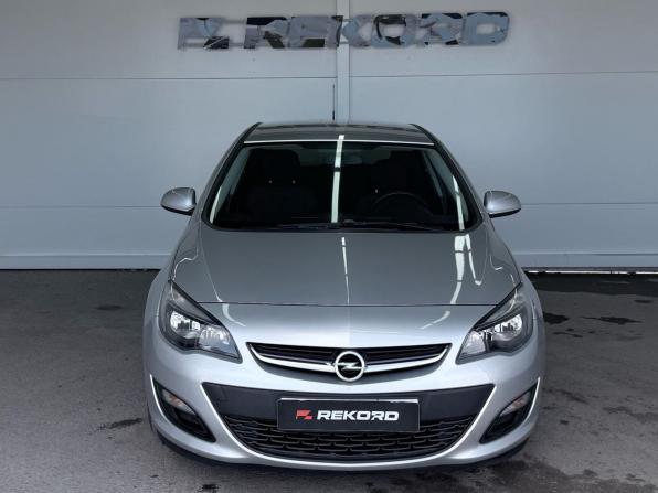 Opel Astra J Рестайлинг с пробегом 2013 года, цена 1 100 000 рублей, 84000 км, хэтчбек, Автокод Объявления