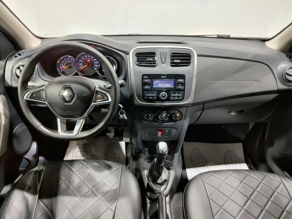 Renault Logan II Рестайлинг с пробегом 2021 года, цена 990 000 рублей, 59850 км, седан, Автокод Объявления