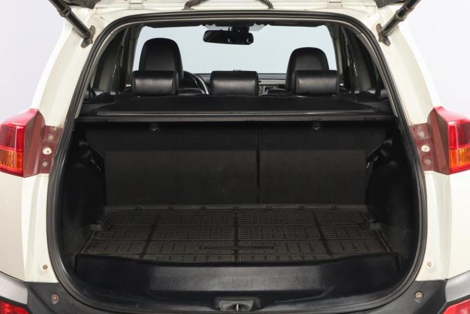 Toyota RAV4 IV (XA40) с пробегом 2013 года, цена 2 199 000 рублей, 203000 км, внедорожник, Автокод Объявления