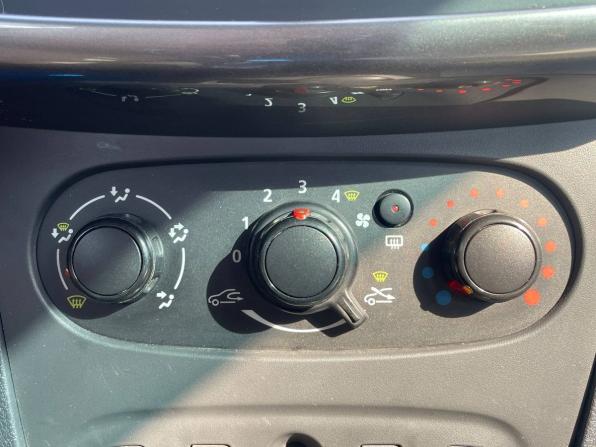 Renault Logan II с пробегом 2014 года, цена 707 000 рублей, 142296 км, седан, Автокод Объявления