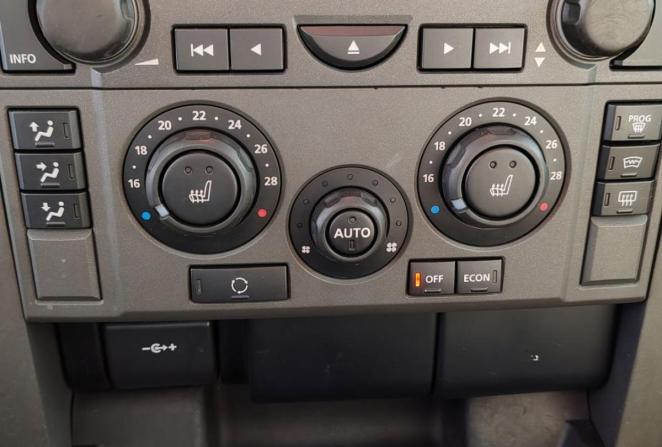 Land Rover Discovery III с пробегом 2006 года, цена 950 000 рублей, 242699 км, внедорожник, Автокод Объявления