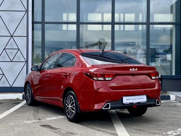 Kia Rio IV Рестайлинг с пробегом 2021 года, цена 1 599 000 рублей, 90928 км, седан, Автокод Объявления