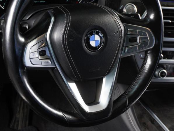 BMW 7 серии VI (G11/G12) с пробегом 2017 года, цена 4 309 000 рублей, 129081 км, седан, Автокод Объявления