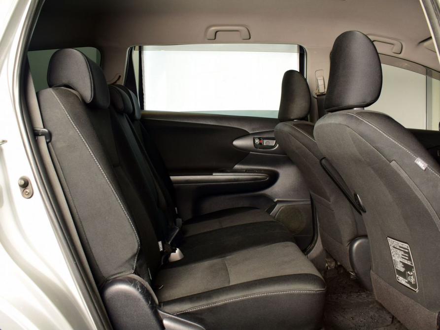 Toyota Wish II Рестайлинг Кемерово  - изображение 12