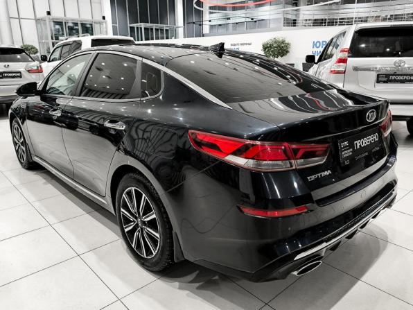 Kia Optima IV Рестайлинг с пробегом 2018 года, цена 1 680 000 рублей, 152186 км, седан, Автокод Объявления