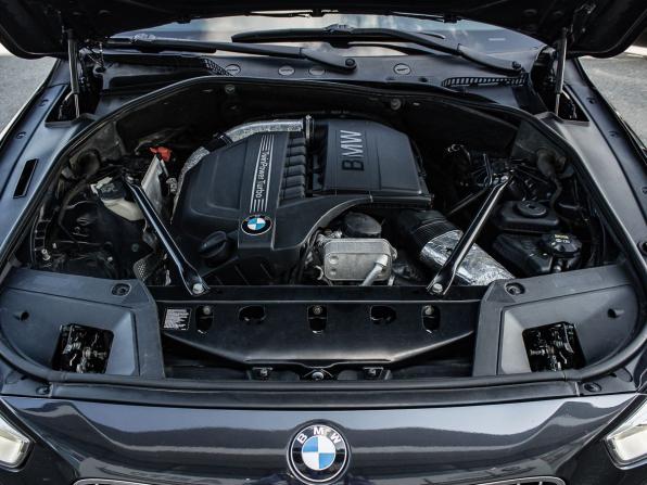 BMW 5 серии VI (F10/F11/F07) Рестайлинг с пробегом 2013 года, цена 1 840 000 рублей, 240929 км, лифтбек, Автокод Объявления
