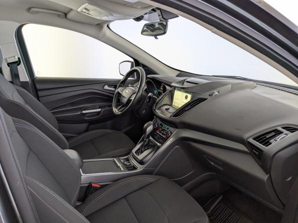 Ford Kuga II Рестайлинг с пробегом 2018 года, цена 1 795 000 рублей, 96115 км, внедорожник, Автокод Объявления