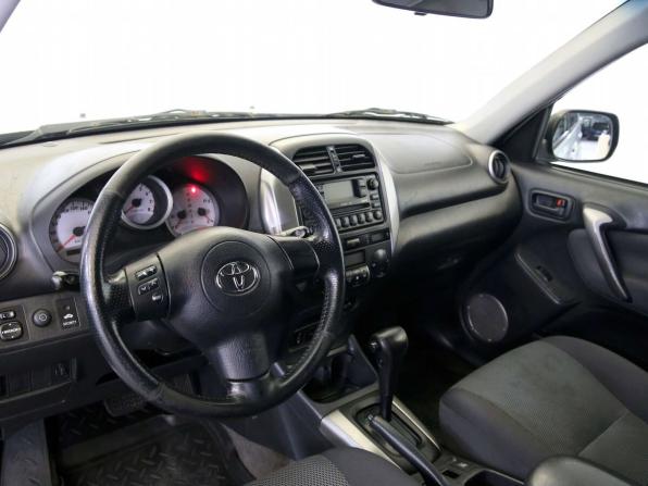 Toyota RAV4 II (XA20) Рестайлинг с пробегом 2004 года, цена 690 000 рублей, 302488 км, внедорожник, Автокод Объявления