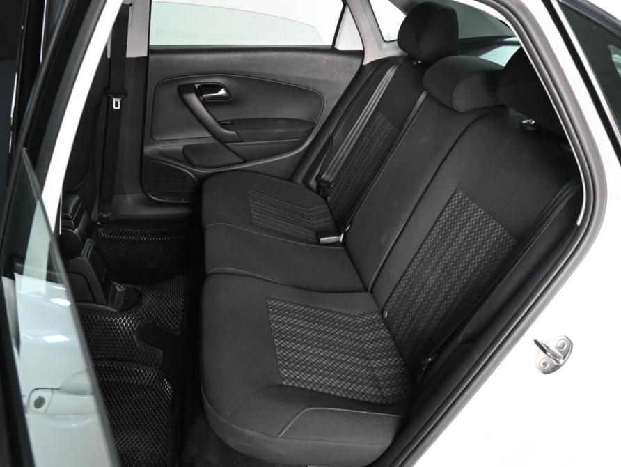 Volkswagen Polo V Рестайлинг Ростов-на-Дону  - изображение 9