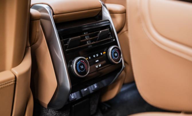 Новый Land Rover Range Rover V 2026 года, цена 24 300 000 рублей, внедорожник, Автокод Объявления