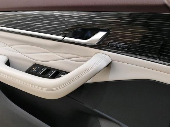 Geely Monjaro I с пробегом 2023 года, цена 3 829 000 рублей, 27378 км, внедорожник, Автокод Объявления