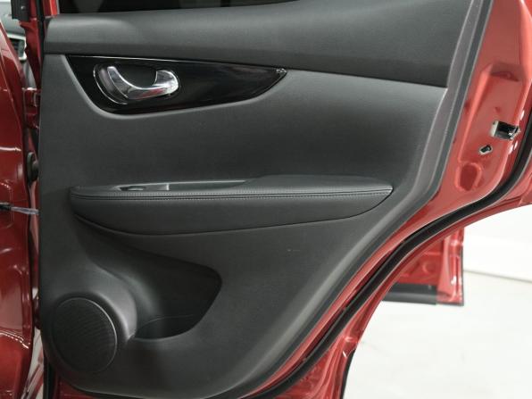 Nissan Qashqai II с пробегом 2017 года, цена 1 970 000 рублей, 138600 км, внедорожник, Автокод Объявления