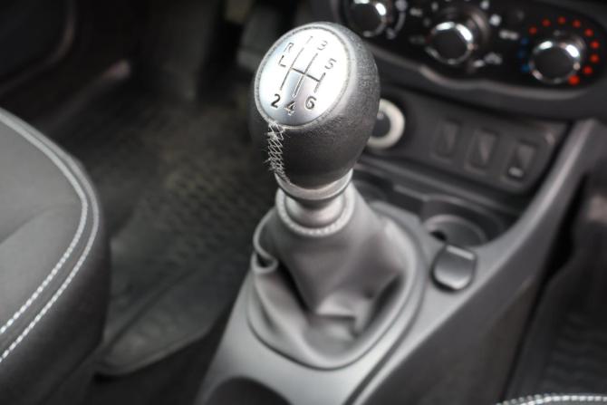 Renault Duster I Рестайлинг с пробегом 2017 года, цена 1 349 000 рублей, 75000 км, внедорожник, Автокод Объявления
