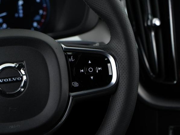 Volvo XC60 II с пробегом 2018 года, цена 3 394 444 рубля, 112528 км, внедорожник, Автокод Объявления