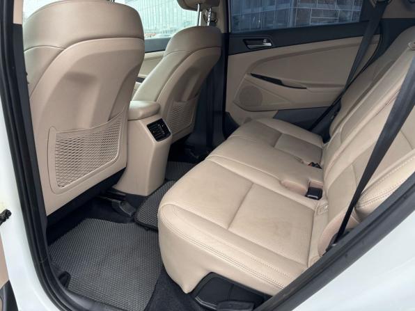 Hyundai Tucson III с пробегом 2017 года, цена 1 919 000 рублей, 139750 км, внедорожник, Автокод Объявления