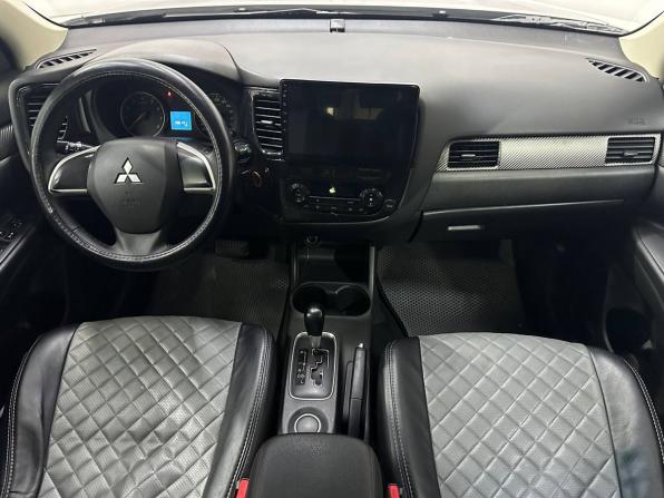 Mitsubishi Outlander III Рестайлинг с пробегом 2014 года, цена 1 375 000 рублей, 156121 км, внедорожник, Автокод Объявления