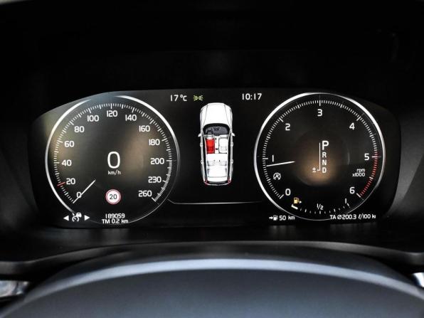 Volvo V60 Cross Country II с пробегом 2019 года, цена 2 434 000 рублей, 189059 км, универсал, Автокод Объявления