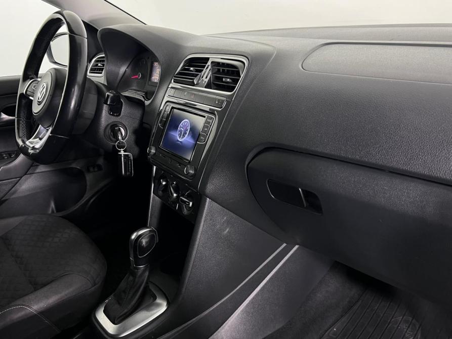 Volkswagen Polo V Рестайлинг Ростов-на-Дону  - изображение 9