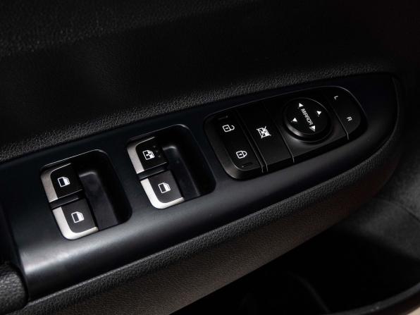 Kia Rio IV Рестайлинг с пробегом 2021 года, цена 2 033 000 рублей, 21254 км, хэтчбек, Автокод Объявления