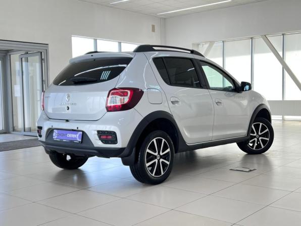 Renault Sandero II Рестайлинг с пробегом 2019 года, цена 1 230 000 рублей, 92000 км, хэтчбек, Автокод Объявления