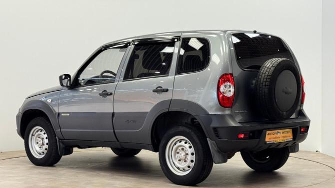 Chevrolet Niva I Рестайлинг с пробегом 2016 года, цена 690 000 рублей, 64983 км, внедорожник, Автокод Объявления