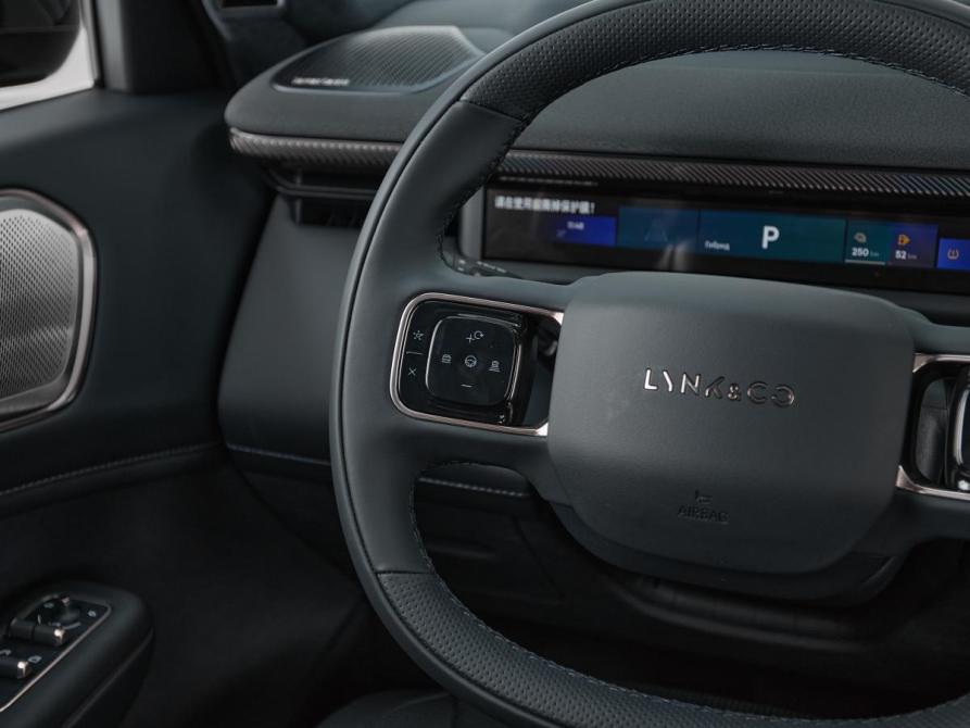 Lynk &amp; Co 900 Москва  - изображение 13