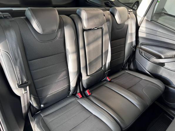 Ford Kuga II с пробегом 2015 года, цена 1 370 000 рублей, 152907 км, внедорожник, Автокод Объявления