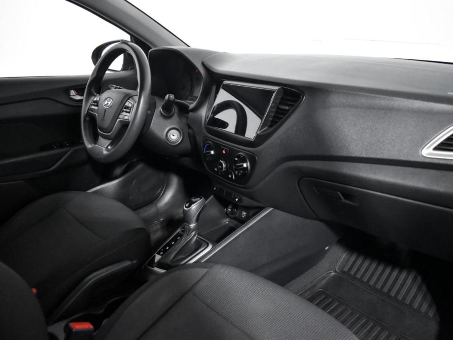 Hyundai Solaris II Санкт-Петербург  - изображение 14