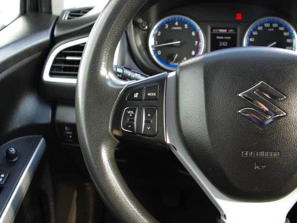 Suzuki SX4 II (S-Cross) с пробегом 2014 года, цена 1 199 000 рублей, 97220 км, хэтчбек, Автокод Объявления
