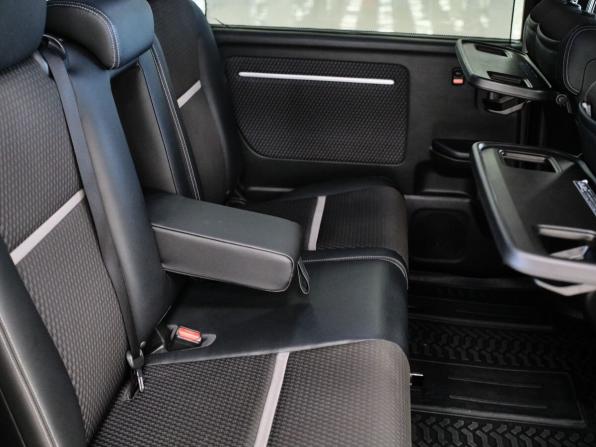 Honda Stepwgn V с пробегом 2015 года, цена 1 848 000 рублей, 106338 км, минивэн, Автокод Объявления