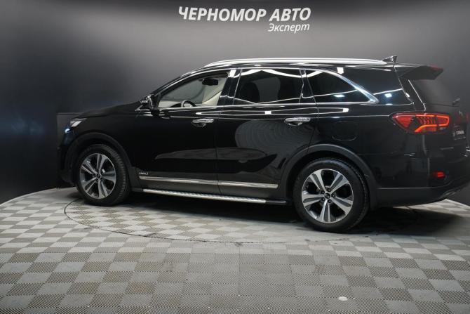 Kia Sorento III Prime Рестайлинг с пробегом 2018 года, цена 3 280 000 рублей, 164000 км, внедорожник, Автокод Объявления