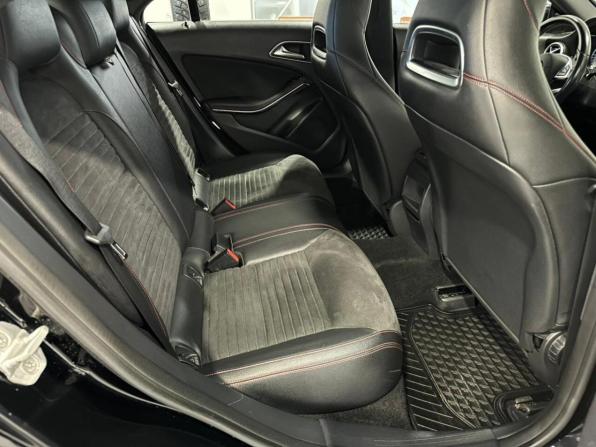Mercedes-Benz CLA I (C117 X117) с пробегом 2015 года, цена 1 799 000 рублей, 126984 км, седан, Автокод Объявления
