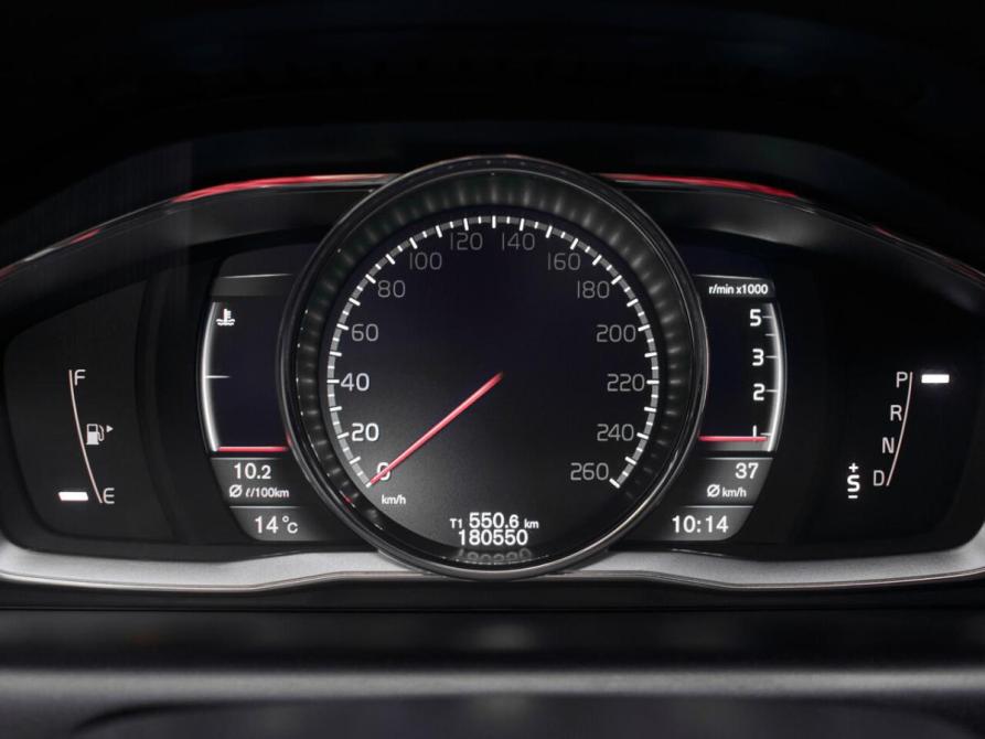 Volvo XC60 I Рестайлинг Екатеринбург  - изображение 14