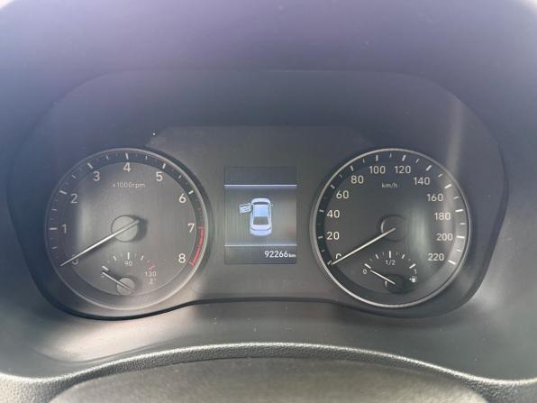 Hyundai Solaris II с пробегом 2019 года, цена 1 615 000 рублей, 92266 км, седан, Автокод Объявления