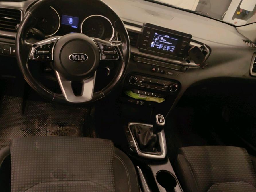 Kia Ceed III Санкт-Петербург  - изображение 4
