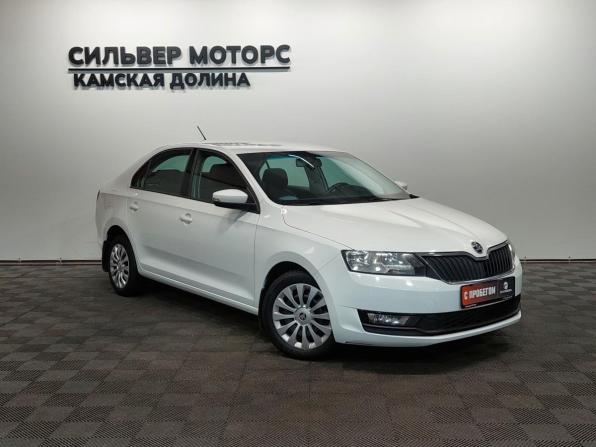 Skoda Rapid I Рестайлинг с пробегом 2018 года, цена 1 099 000 рублей, 173000 км, лифтбек, Автокод Объявления