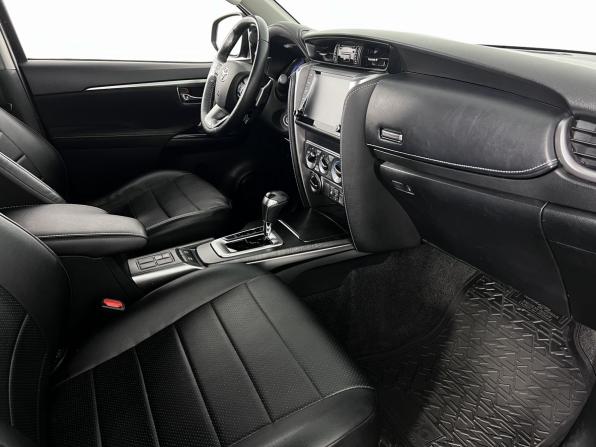 Toyota Fortuner II Рестайлинг с пробегом 2020 года, цена 3 790 000 рублей, 84460 км, внедорожник, Автокод Объявления